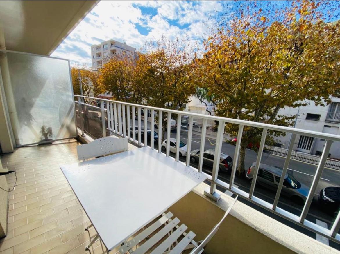 Appartement Joli Studio Avec Terrasse à Nice Extérieur photo